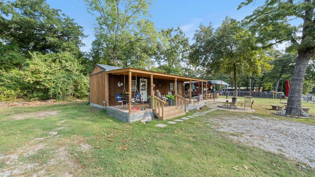 LOG CABIN ESTATES - Residential