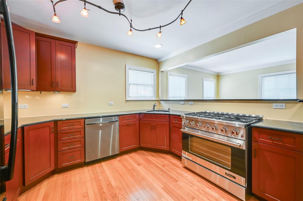 Oak Lawn Heights - Residential
