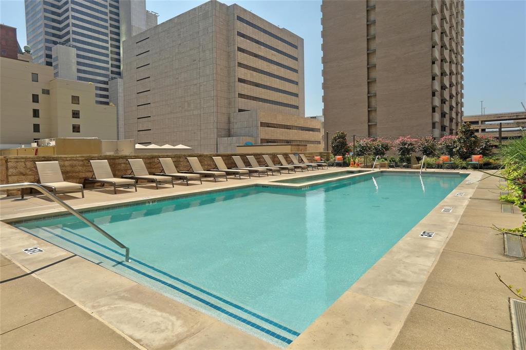 Metropolitan 1200 Main Street - Residential