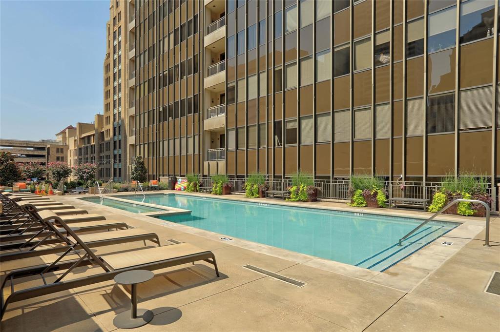 Metropolitan 1200 Main Street - Residential