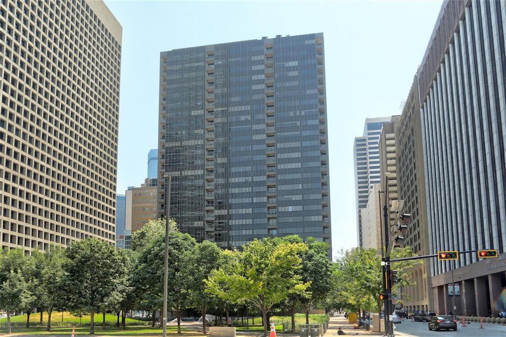Metropolitan 1200 Main Street - Residential