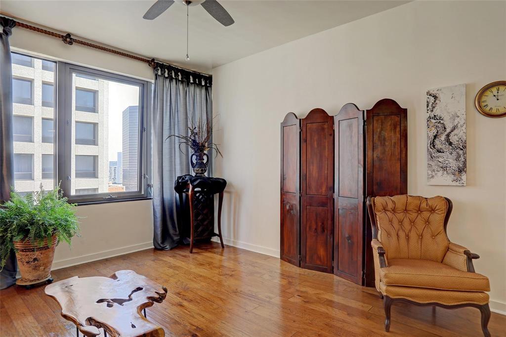 Metropolitan 1200 Main Street - Residential