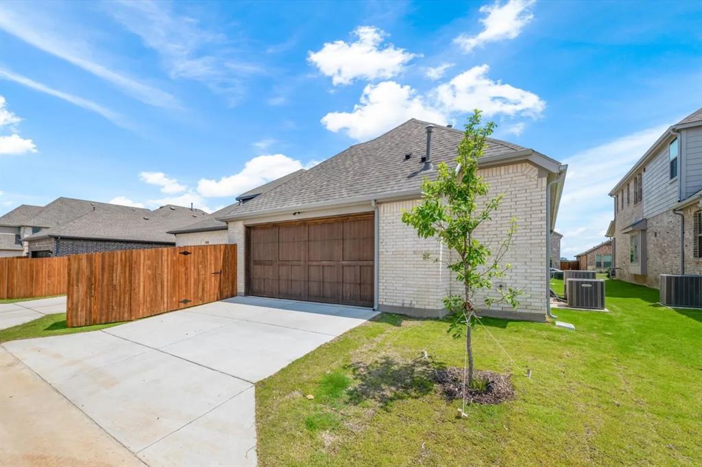 lakes of River Trails - Residential