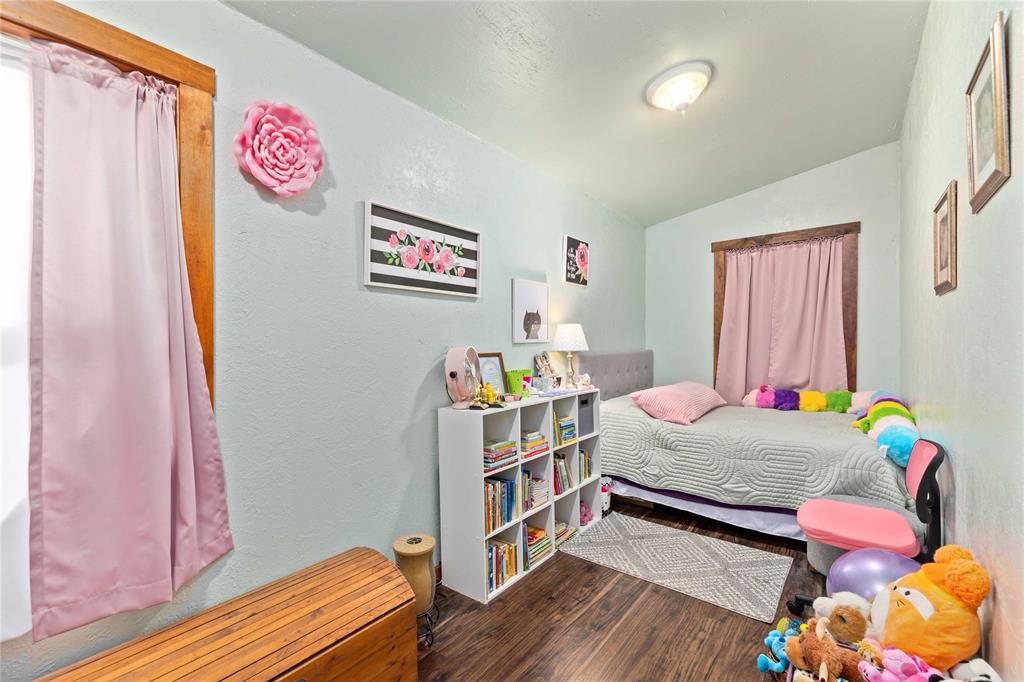 UNK - Residential