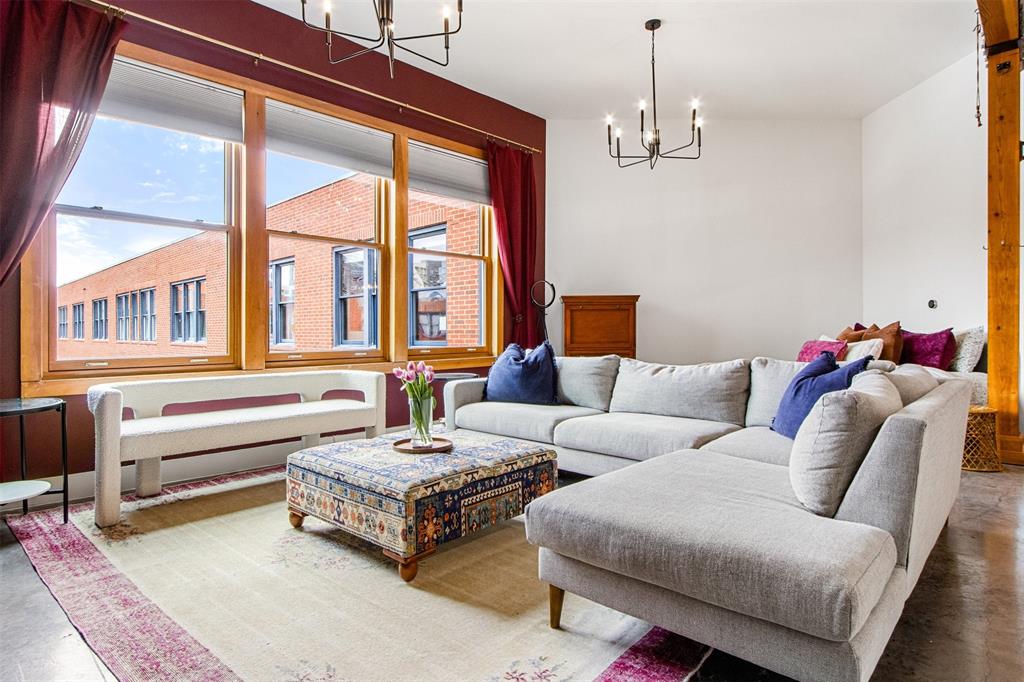 Live Oak Lofts Condo - Residential