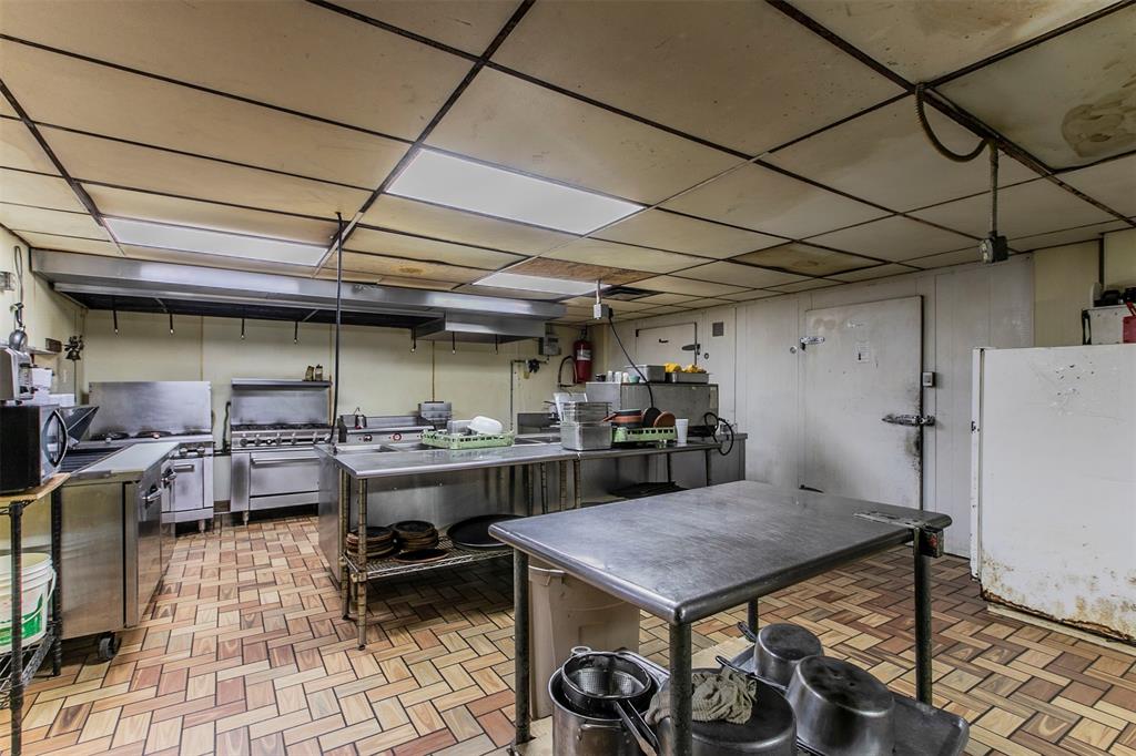 Caldero - Commercial Lease