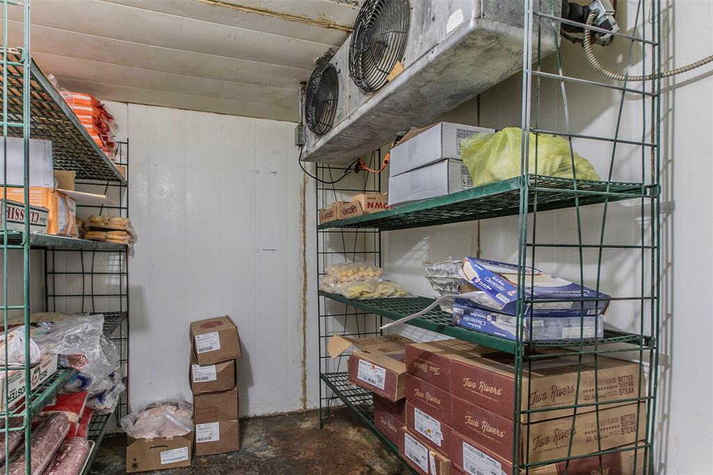 Caldero - Commercial Lease