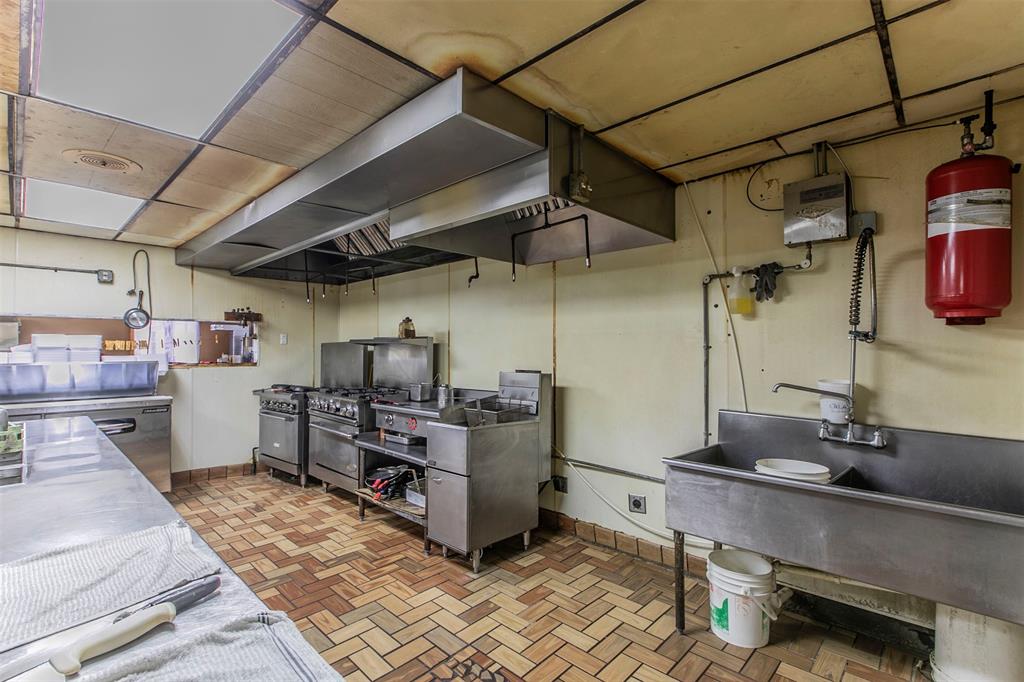 Caldero - Commercial Lease