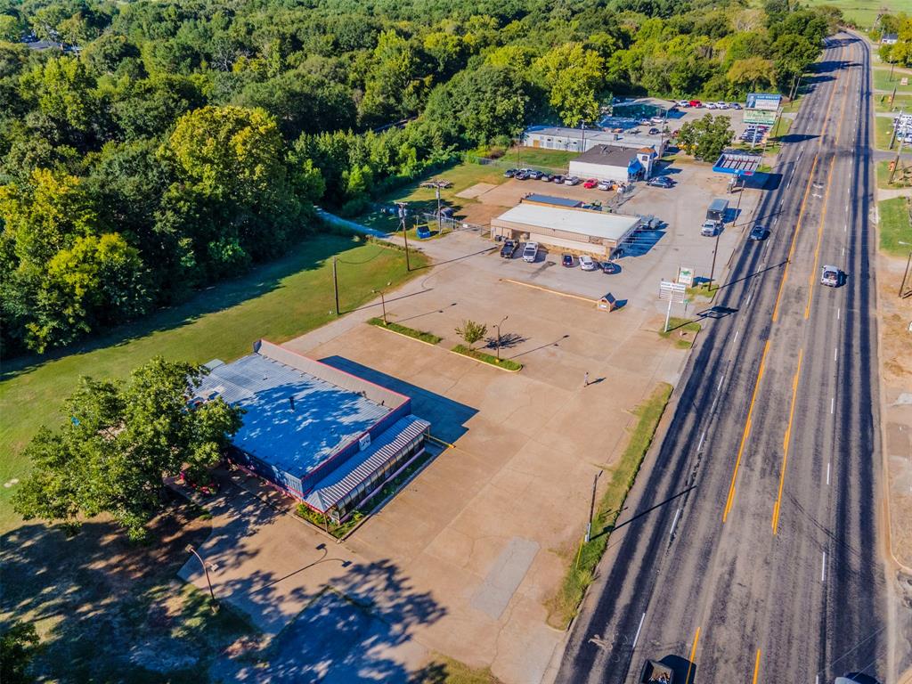 Caldero - Commercial Lease