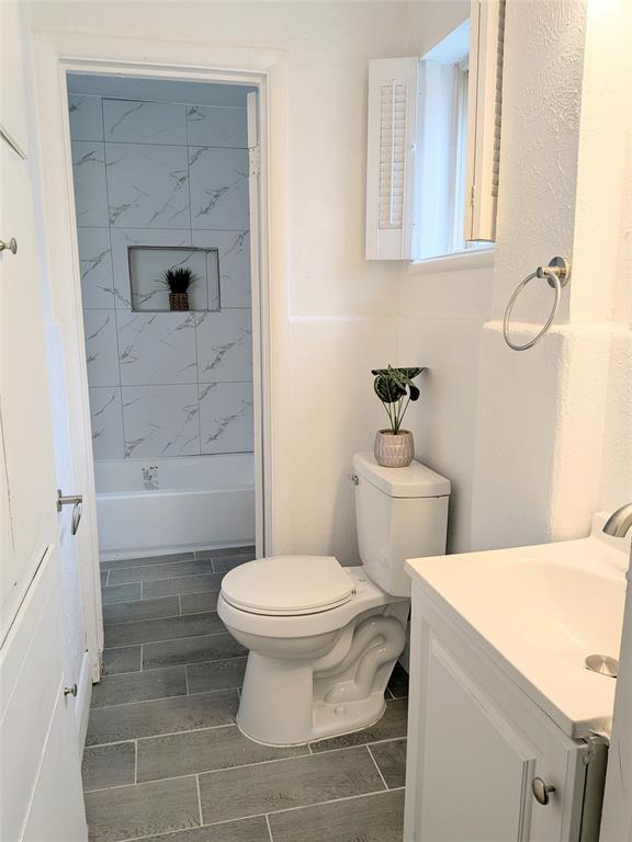 CARLTON PLACE - Residential