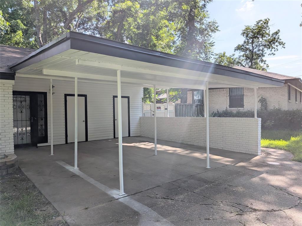 CARLTON PLACE - Residential