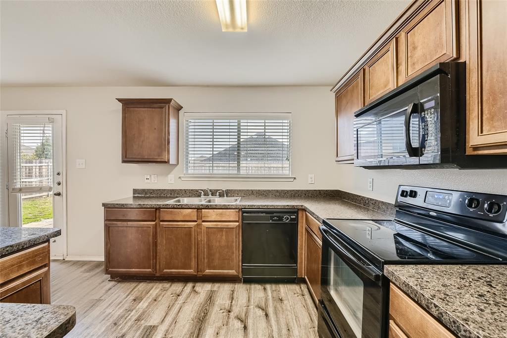Mustang Creek Ph 2 - Residential Lease