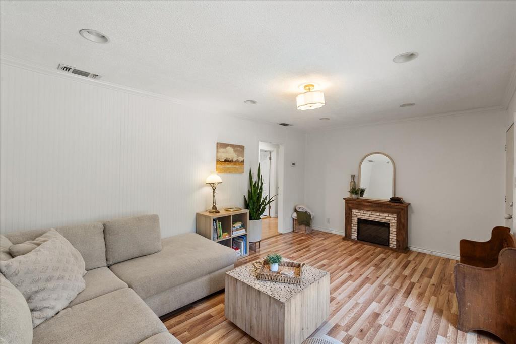 Pecan Acres Sub - Residential