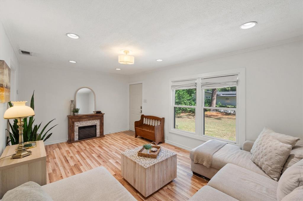Pecan Acres Sub - Residential