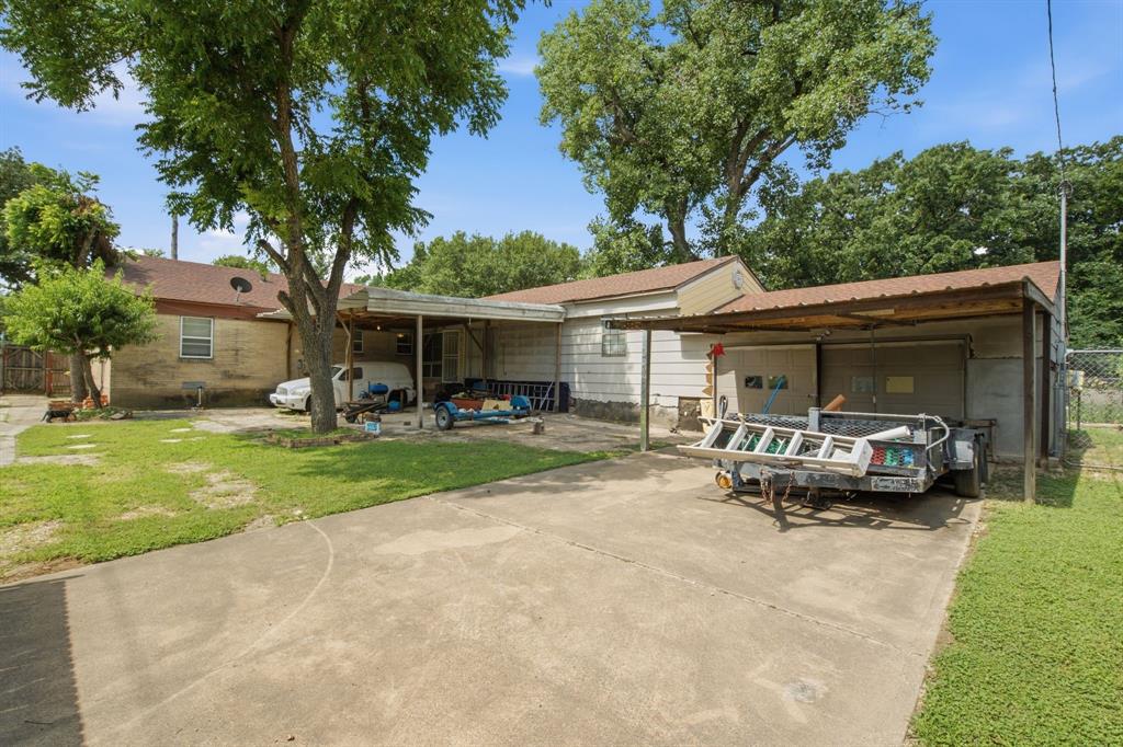 Eighth Street 02 - Residential