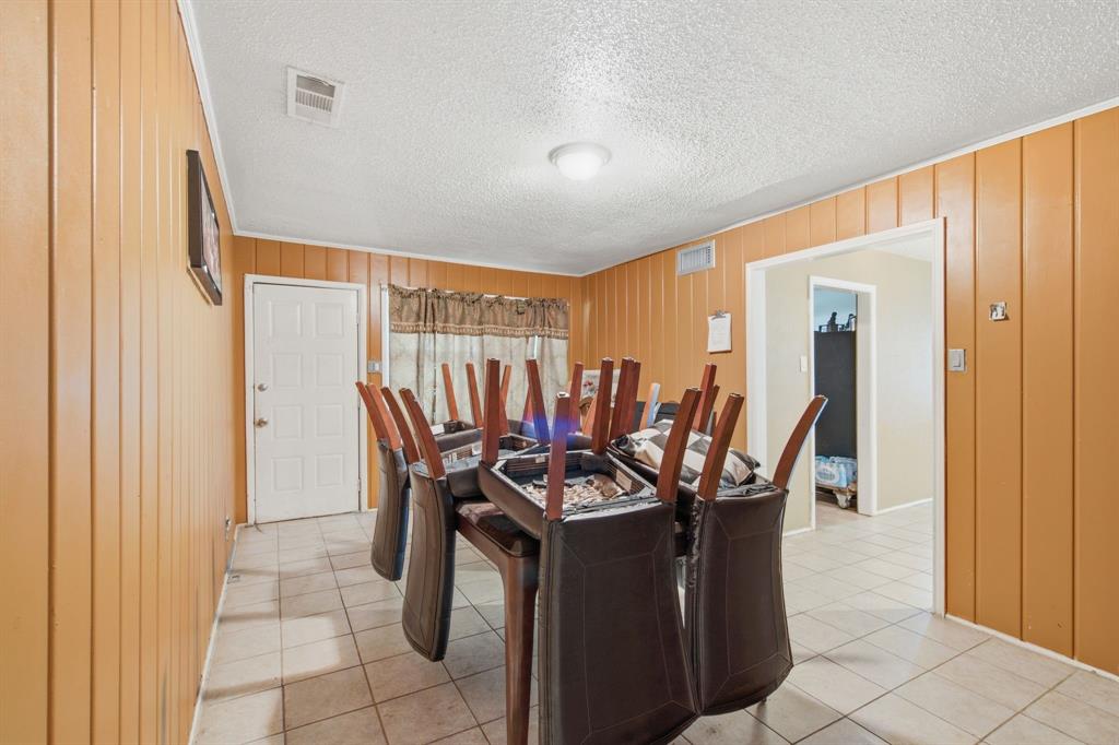 Eighth Street 02 - Residential