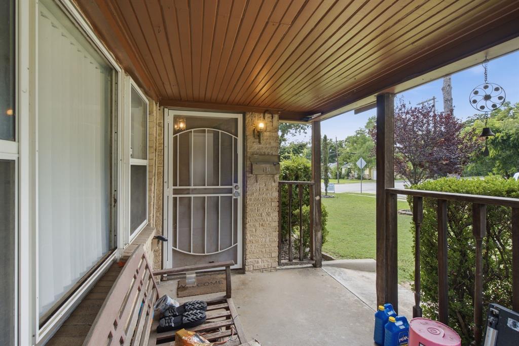 Eighth Street 02 - Residential