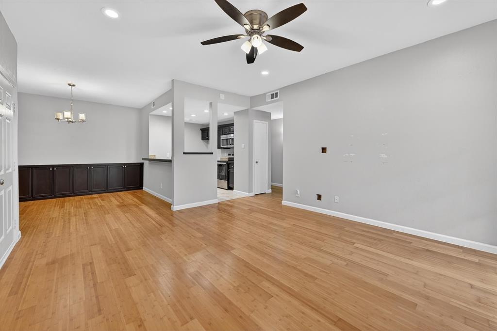 Excellent opportunity to own a beautifully maintained condo in the desirable The Woods on Park Lane community. This 1-bedroom, 1-bathroom second-floor condo offers 800+ sq ft of comfortable living space in move-in ready condition. Located within a secured gated community, this home provides both convenience and peace of mind. Enjoy an unbeatable location just minutes from White Rock Lake, the SoPac Trail, and the vibrant NorthPark Center area featuring premier shopping, restaurants, and entertainment. Easy access to Interstate 75 makes commuting throughout Dallas quick and convenient. Perfect for a first-time buyer, downsizing, or investment opportunity.