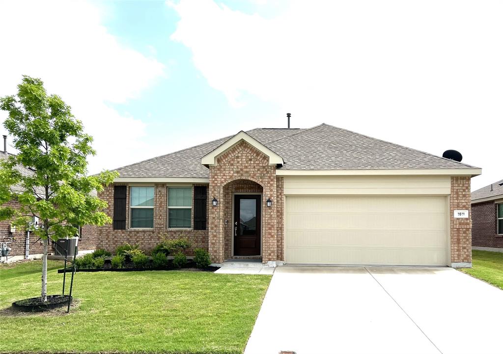 NEW BUILD (2021) located in a quiet neighborhood! This beautiful 3-bedroom, 2-bath home with a 2-car garage is situated in the desirable Avery Pointe community. The kitchen features granite countertops, stainless steel range, dishwasher, and vent hood. Enjoy an open-concept layout filled with natural light, laminate flooring, a full-size utility room, and window coverings throughout. The spacious primary suite offers a serene retreat with a large walk-in shower, dual sinks, and beautiful cabinetry. Relax in the evenings on the covered patio overlooking a large grassy backyard. Conveniently located near Highway 75, shopping centers, and restaurants, this home offers both comfort and accessibility. Pictures taken 2024.
