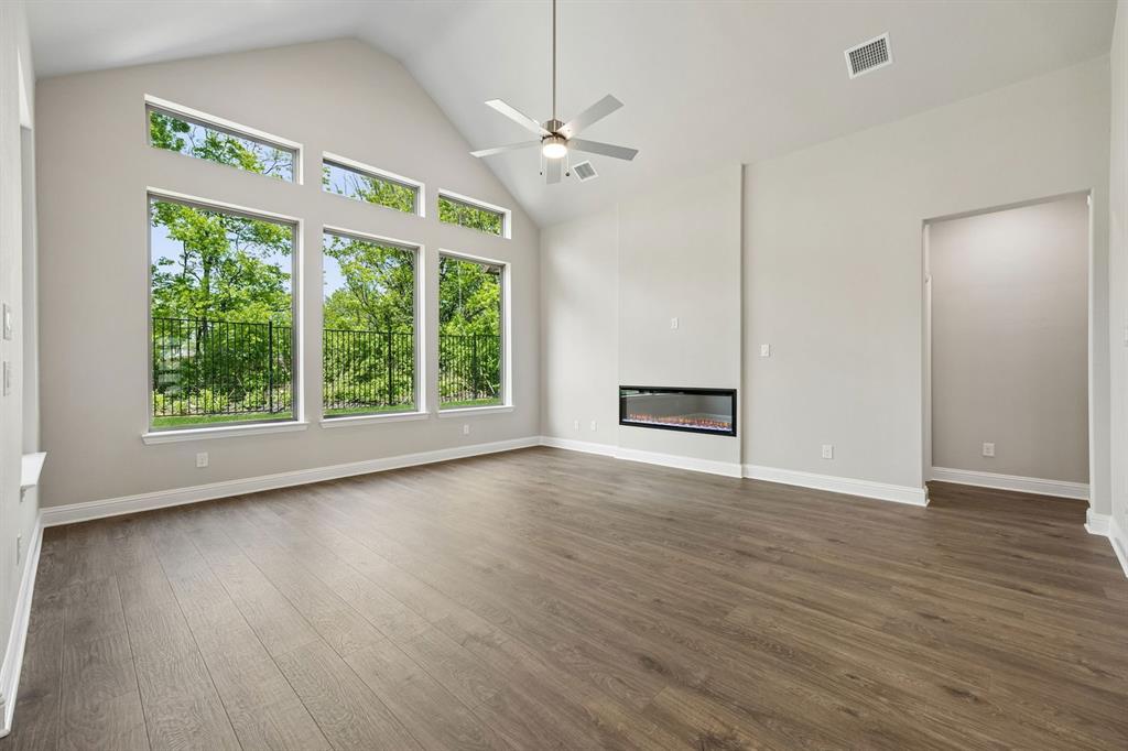 Oaks of North Grove - Residential