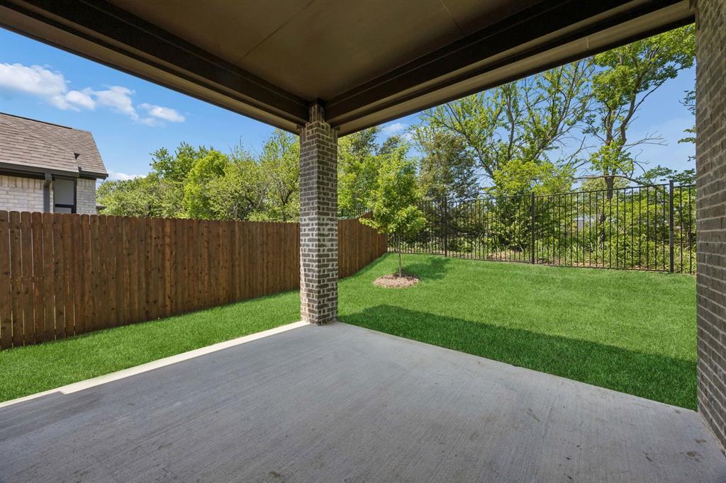 Oaks of North Grove - Residential