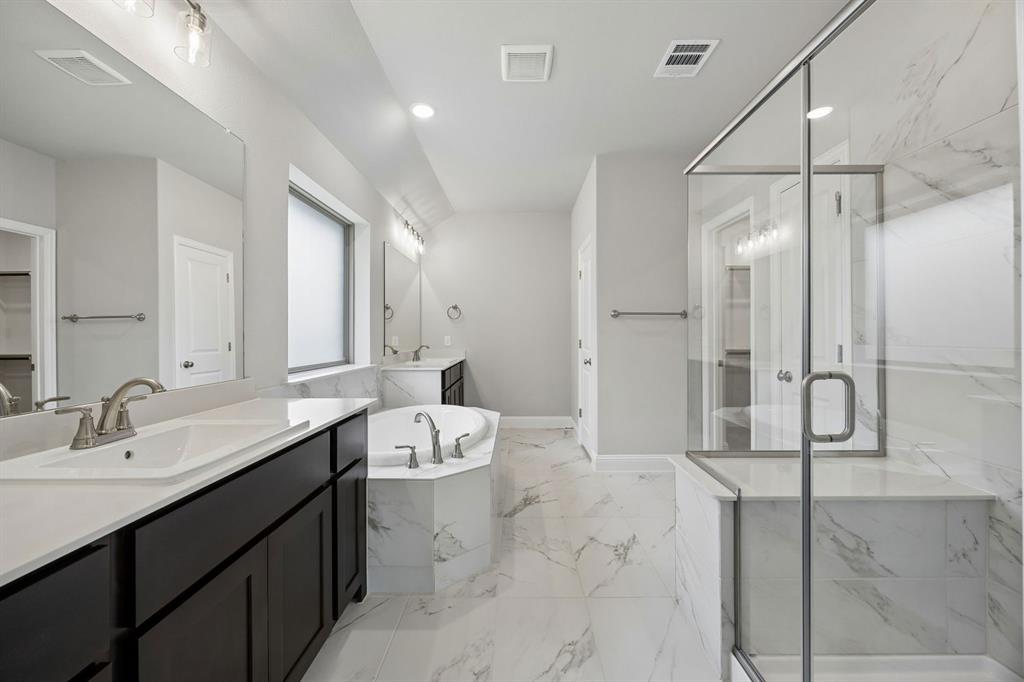 Oaks of North Grove - Residential