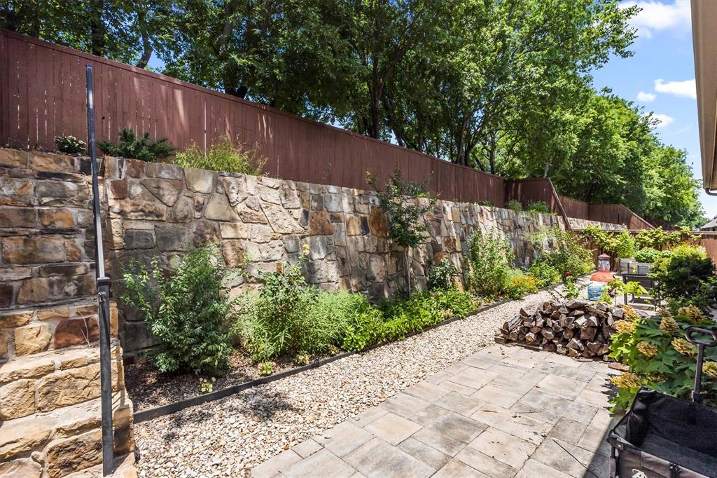 Saddlehorn Creek - Residential