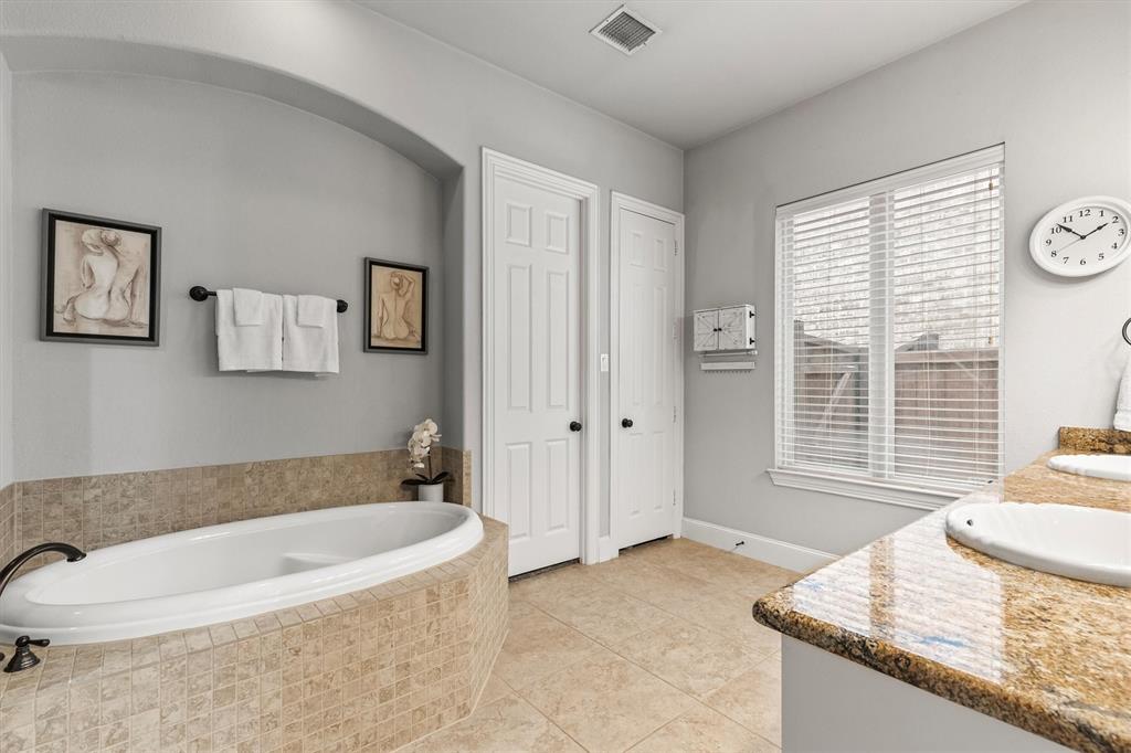 Saddlehorn Creek - Residential