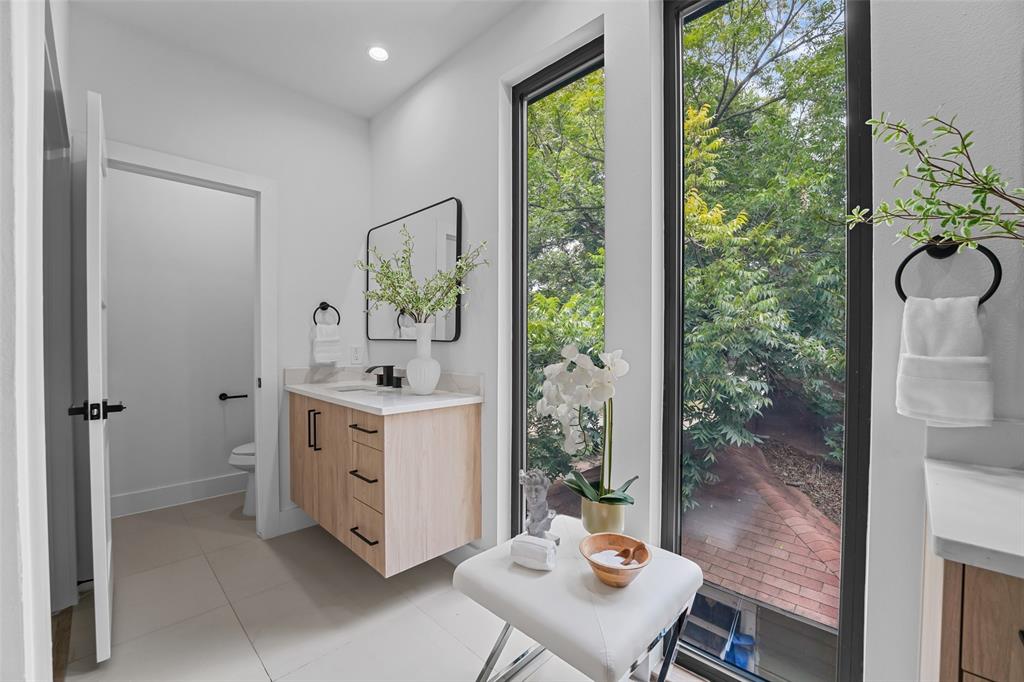 CLIFTON PLACE NO 2 - Residential