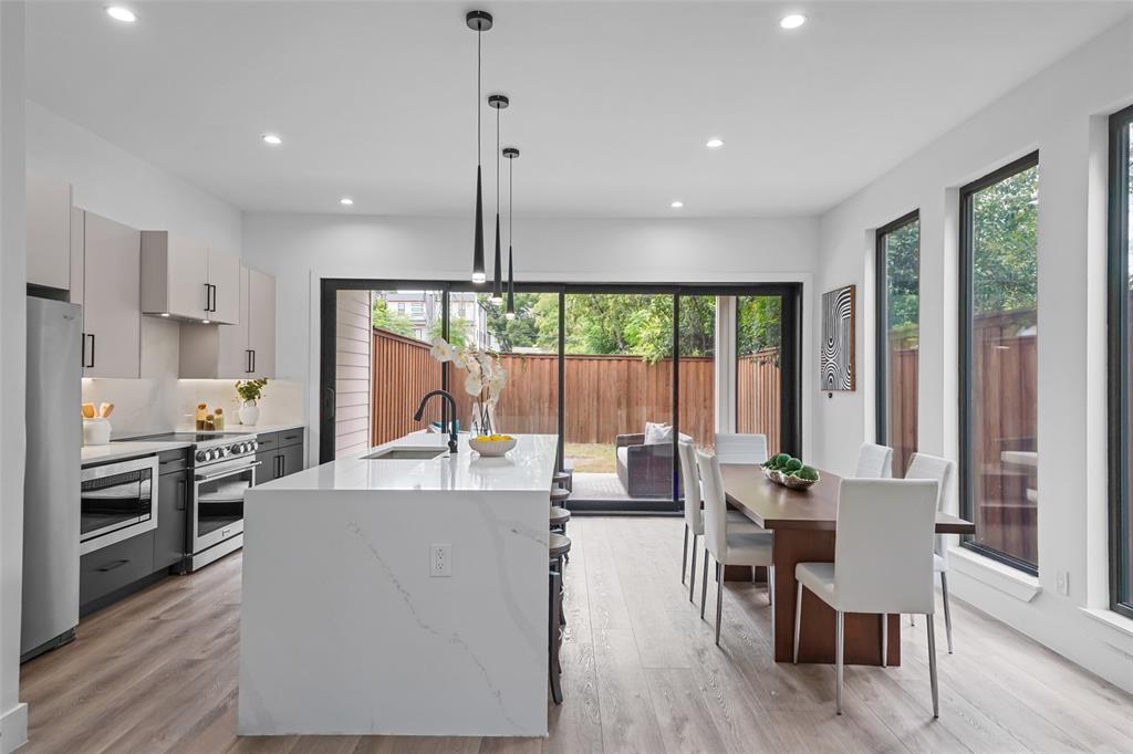 CLIFTON PLACE NO 2 - Residential