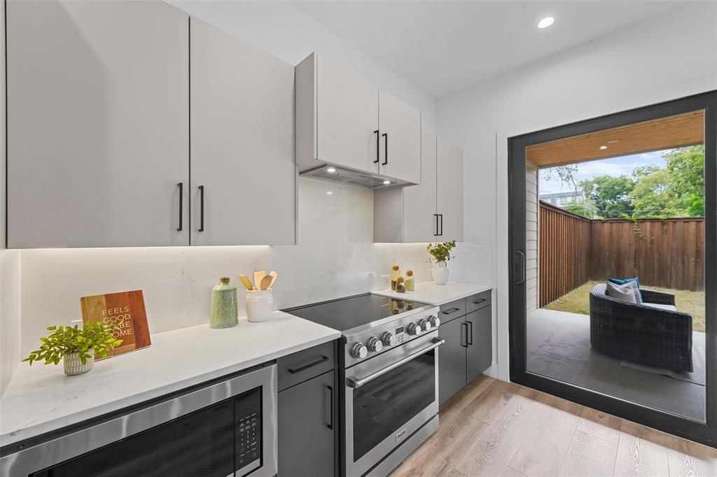 CLIFTON PLACE NO 2 - Residential