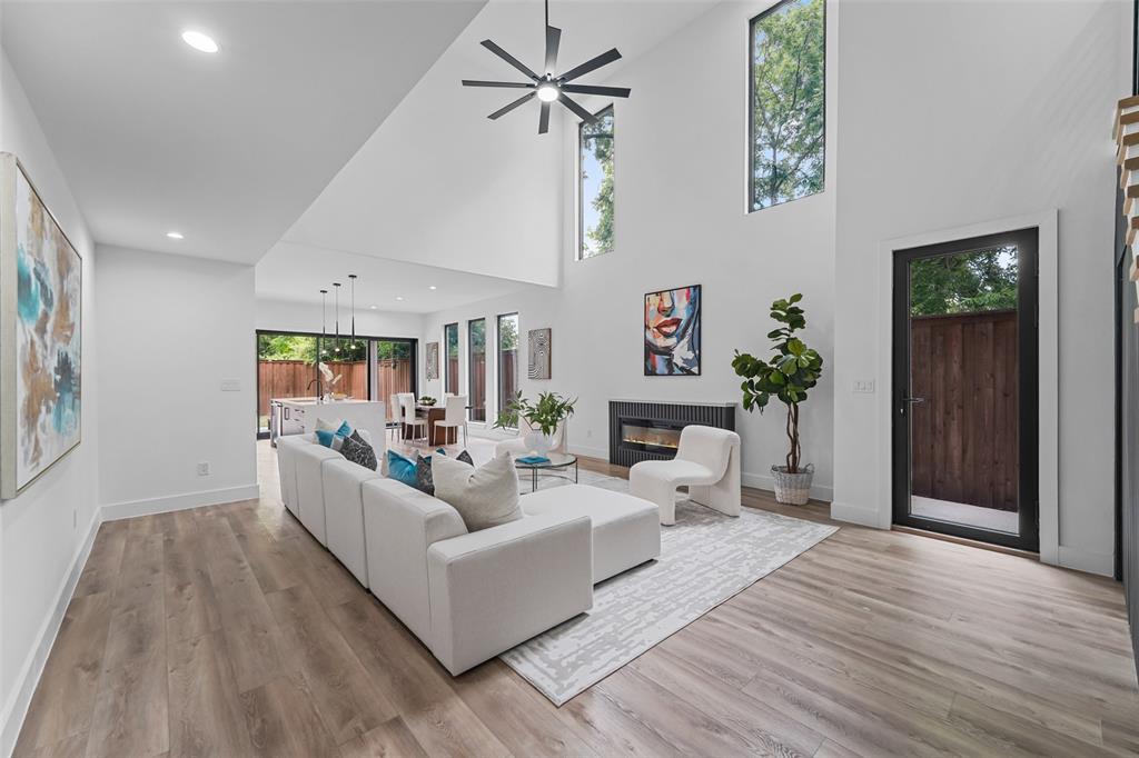 CLIFTON PLACE NO 2 - Residential
