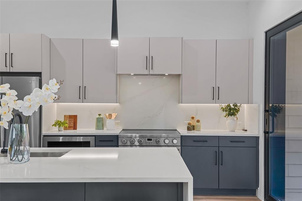 CLIFTON PLACE NO 2 - Residential