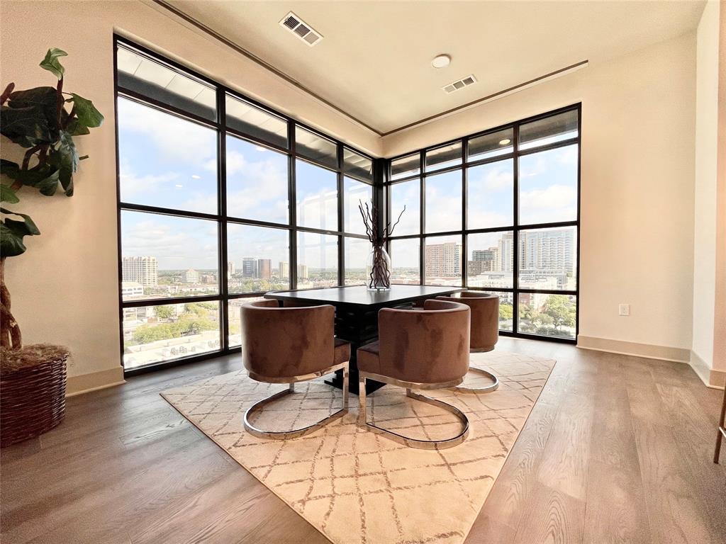 OAK - Residential Lease