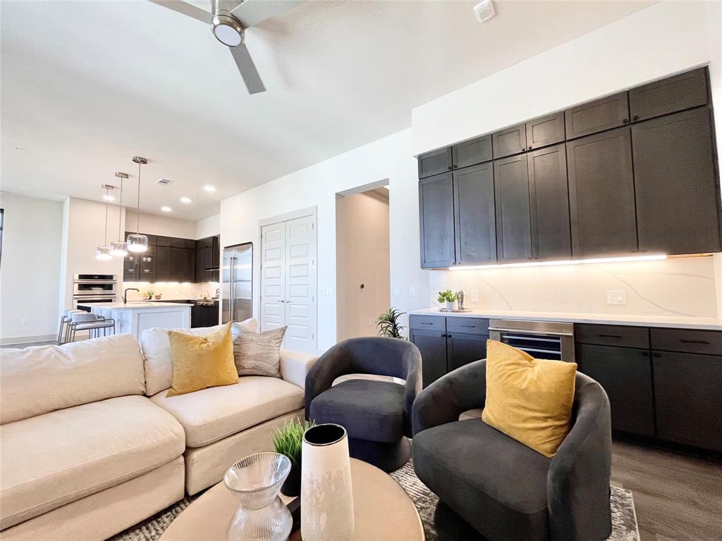 OAK - Residential Lease