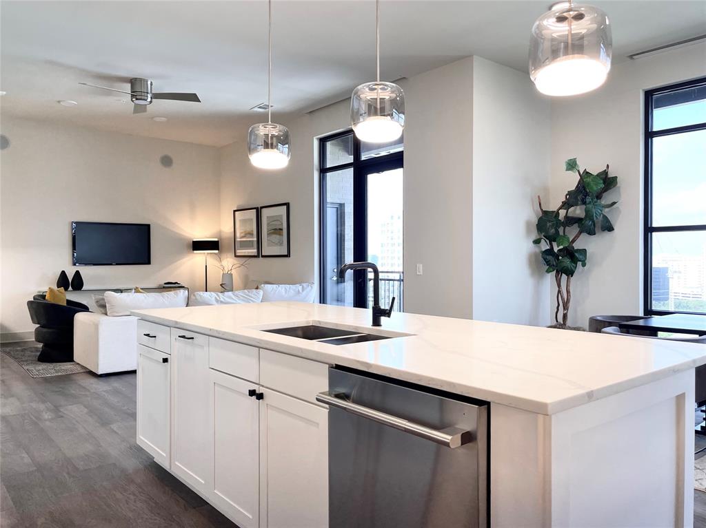OAK - Residential Lease