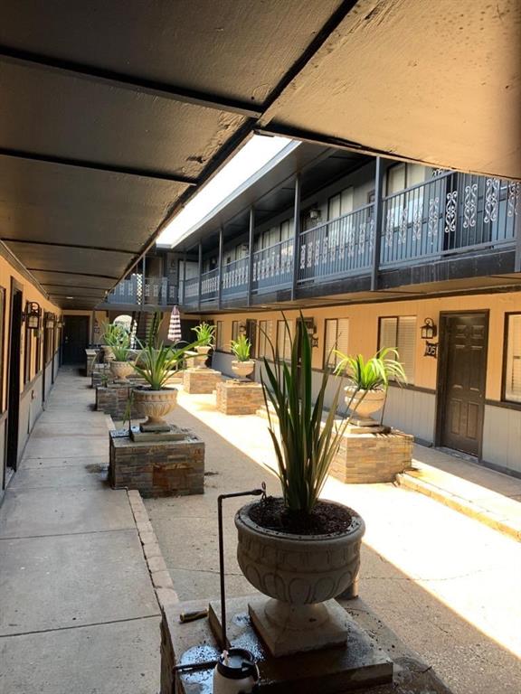 Blankenship & Blakes - Residential Lease