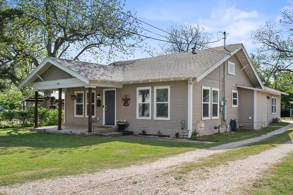 Charming 4 bedroom, 2 bathroom home in Corsicana offering space, functionality, and a great layout for everyday living. Inside, you will find a bright and inviting living area with a seamless flow into the kitchen and dining spaces. The kitchen features ample cabinetry, modern appliances, and a clean, refreshed look. The spacious primary suite provides a comfortable retreat, while the additional bedrooms offer flexibility for guests, office space, or hobbies. Neutral tones and natural light throughout create a warm and welcoming feel. Outside, the property features a large backyard with mature trees, offering plenty of space for outdoor activities, entertaining, or future improvements. Additional features include a detached garage and covered parking, providing extra storage and versatility. Conveniently located with easy access to local amenities, this property offers a great opportunity for comfortable living in Corsicana.