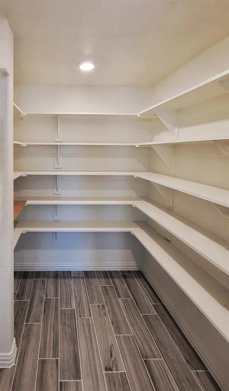 Mustang Place Ph II - Residential Lease