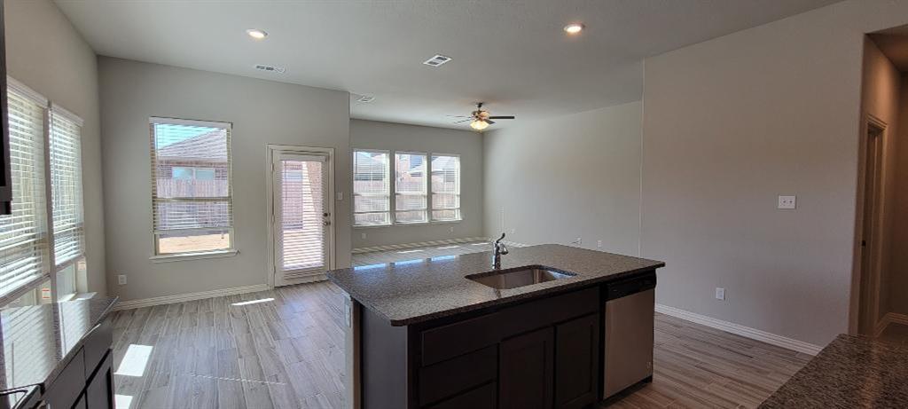 Mustang Place Ph II - Residential Lease