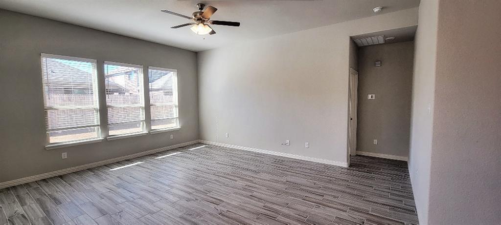 Mustang Place Ph II - Residential Lease