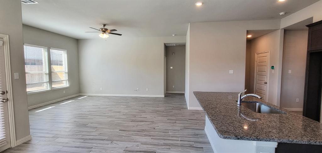 Mustang Place Ph II - Residential Lease