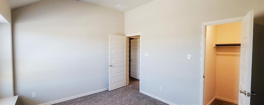 Mustang Place Ph II - Residential Lease