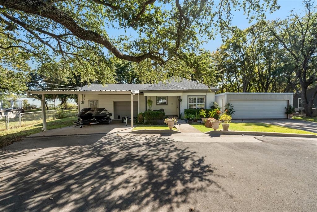 Lake Graham - Residential