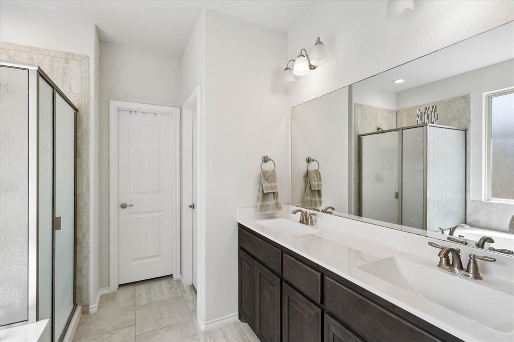 Hawthorne Meadows - Residential