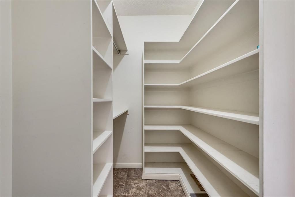 Hill On Park Lane - Residential