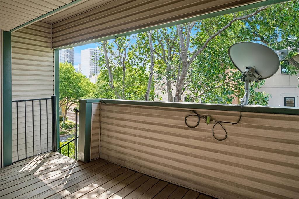Holland House Condo - Residential