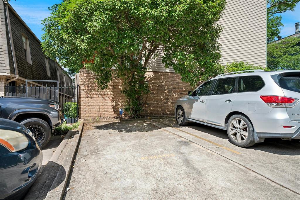 Holland House Condo - Residential