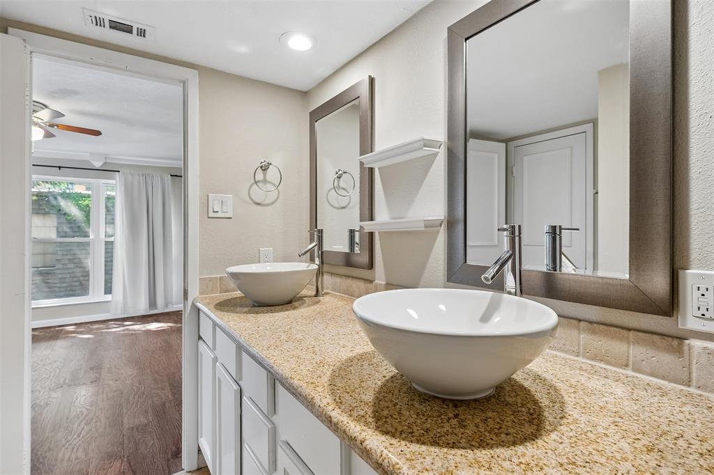 Holland House Condo - Residential