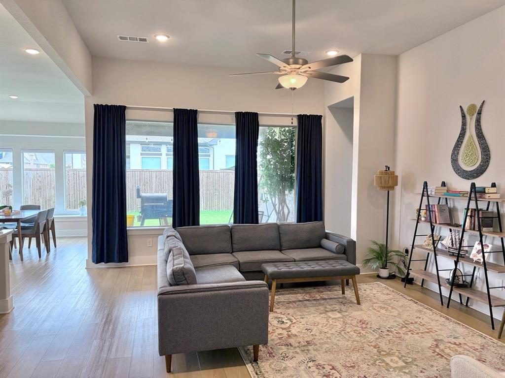 Lakes of River Trls - Residential